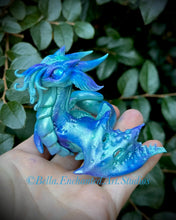 Load image into Gallery viewer, Cthulhu Minkin-Blue eyes