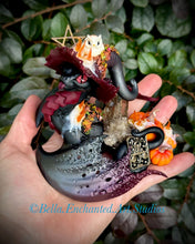 Load image into Gallery viewer, 72 hour auction-Séance-Ghost Whisperer Dragonkin