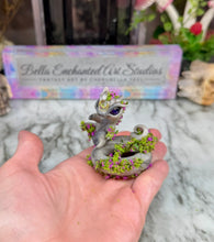 Load image into Gallery viewer, Negativity Leech- STEP ONE-Pet Rock Preorder