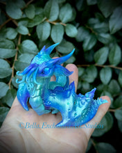 Load image into Gallery viewer, Cthulhu Minkin-Blue eyes